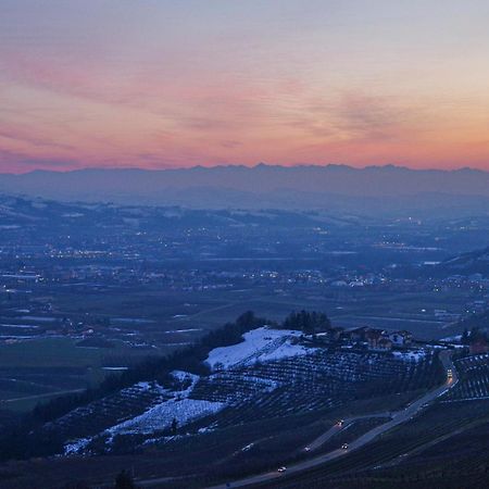 Vista Langhe - Cerratohouses Guarene Buitenkant foto